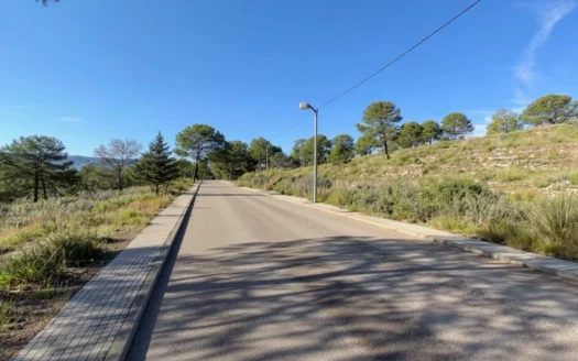 Parcela edificable en la Marina Alta cerca de Orba – orientación sur