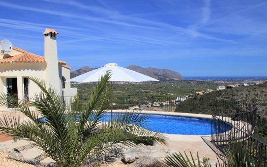 Exclusive Sea View Villa in Orba – privacy and tranquility