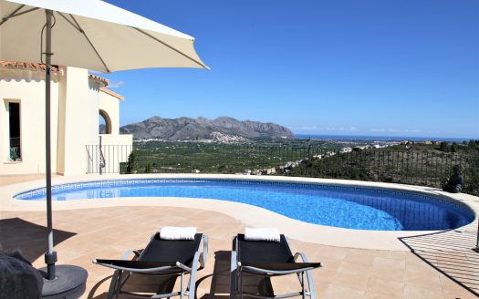 Exclusive Sea View Villa in Orba – privacy and tranquility
