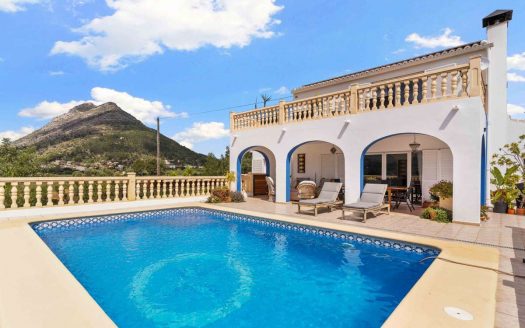 Exquisita residencia ubicada en el corazón de Murla