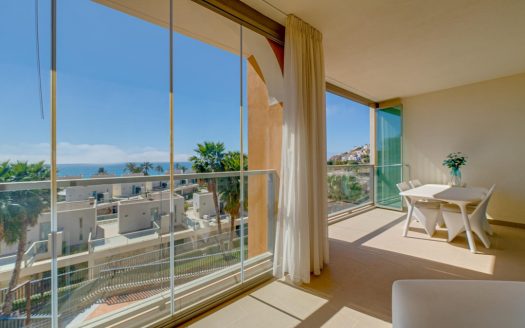 Apartamento frente en la hermosa playa Paraiso de la VillaJoyosa